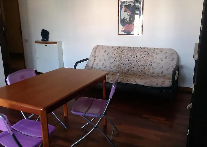 Via Tasso 25 * 卡利亚里