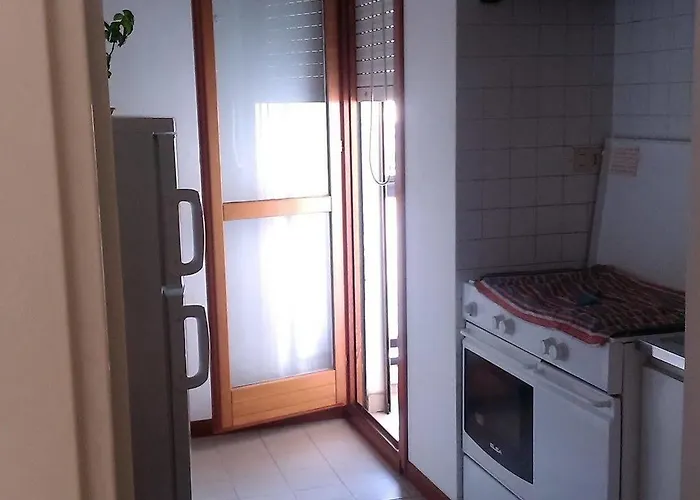 Via Tasso 25 * 卡利亚里